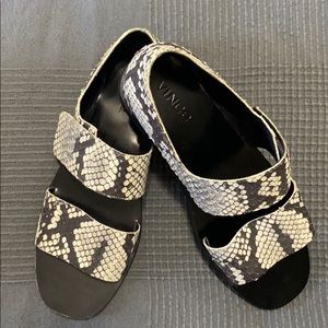 Vince Salina women’s sandals brand new snake skin